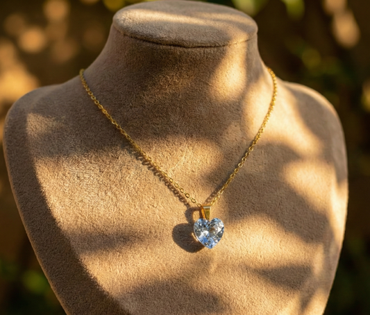 Altın Rengi Kolye - Sevginin Yansıması