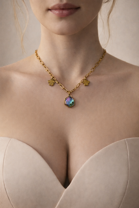 Altın Rengi  Kolye - Kaderin Parıltısı